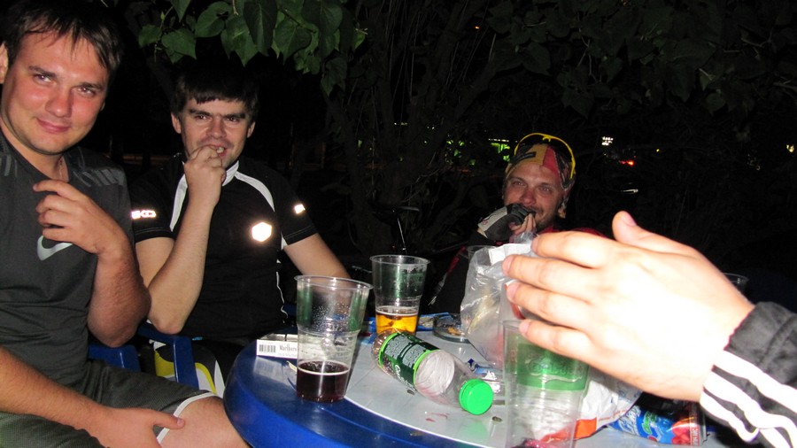 компания единомышленников.jpg