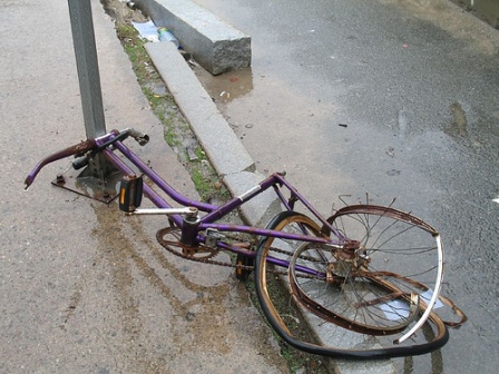 broken_bike.jpg